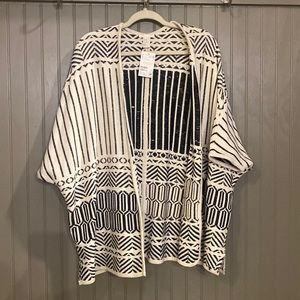 H&M NWT Patterned Short Sleeve Cardigan